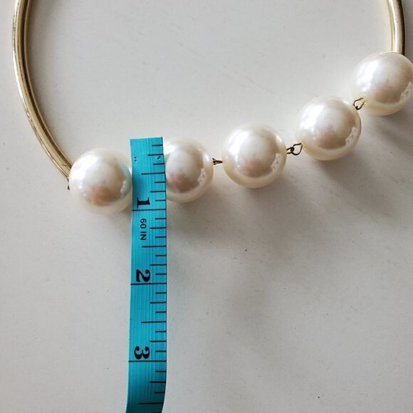 Gold/Pearl Choker Necklace. - Picture 9 of 9